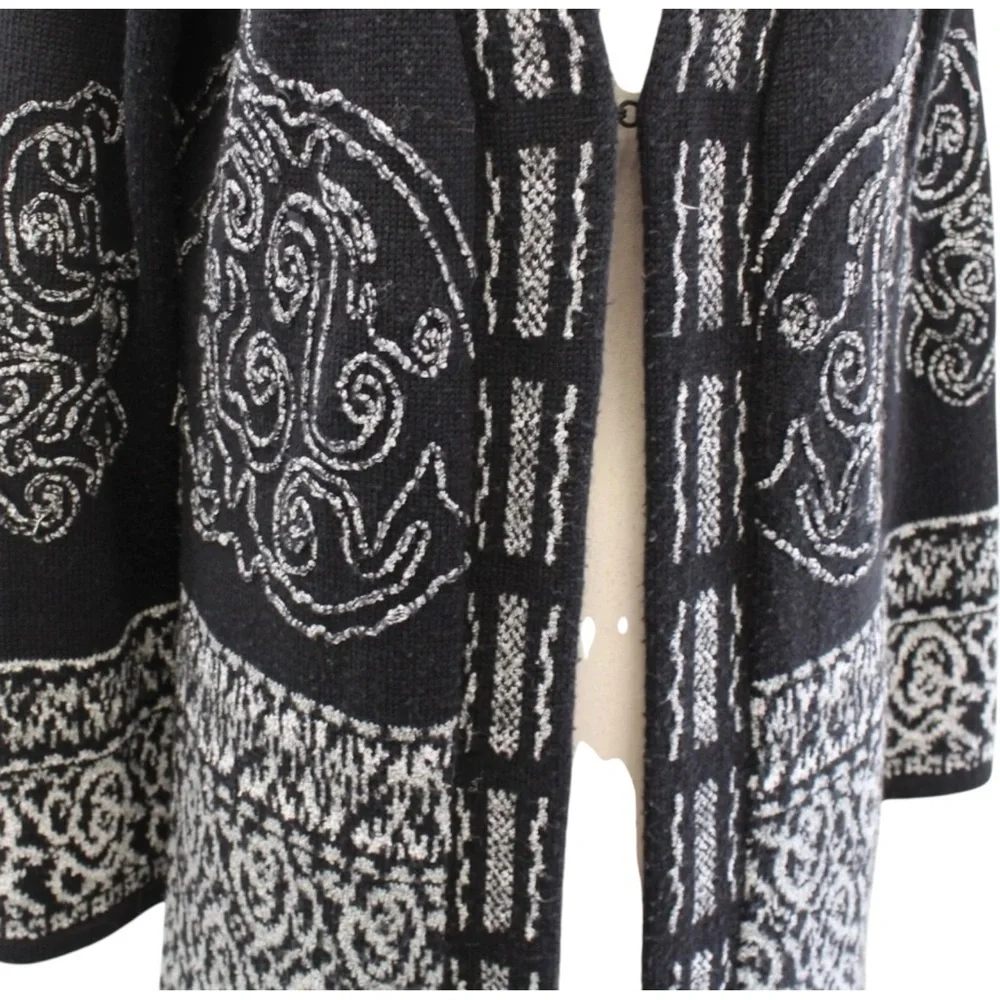 Chico’s Women’s Size 3 (XL) Black Gray Open Front Fringe Cardigan Boho Sweater
